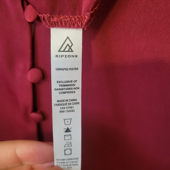 Ripzone Silk Button dress - Picture 6 of 6